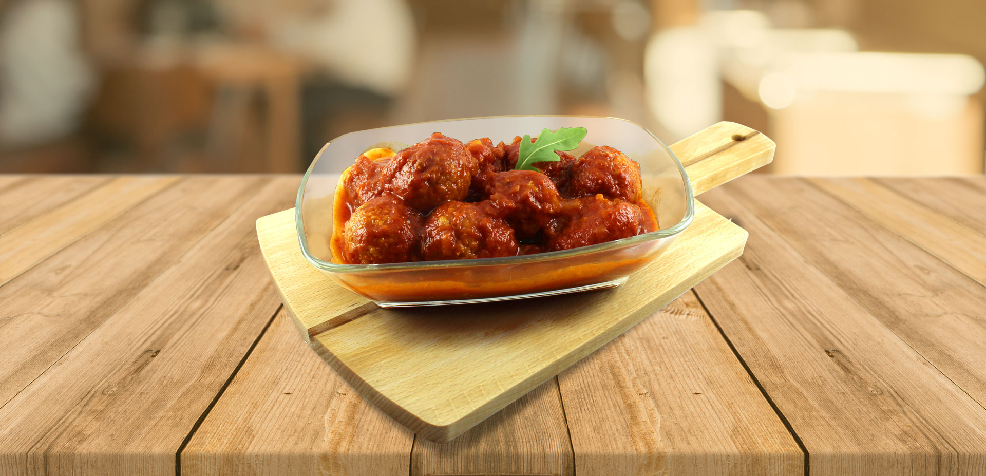 Albóndigas de atún con tomate