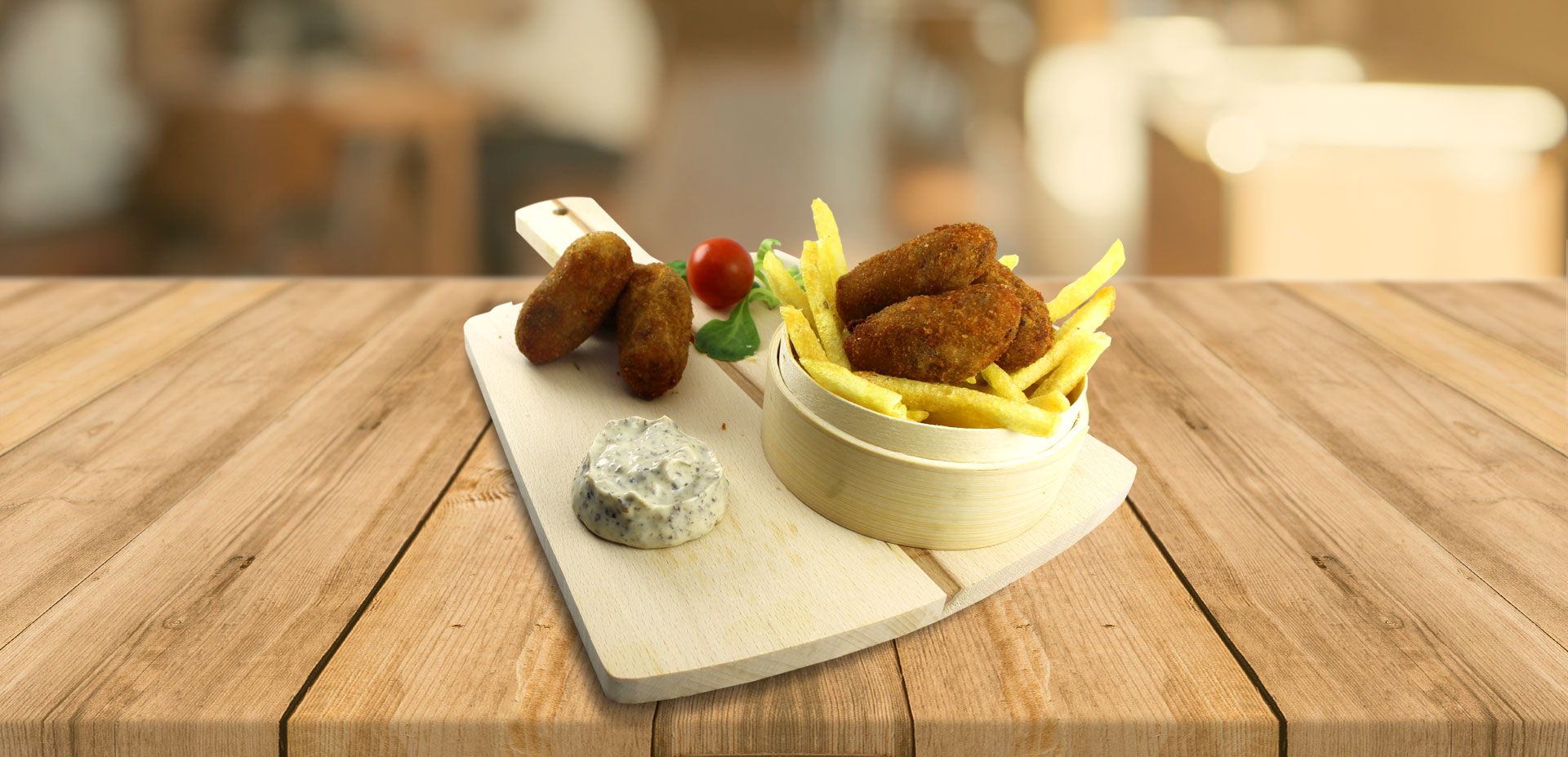 Croquetas de Rabo de Toro con patatas pajas y mayonesa de trufa